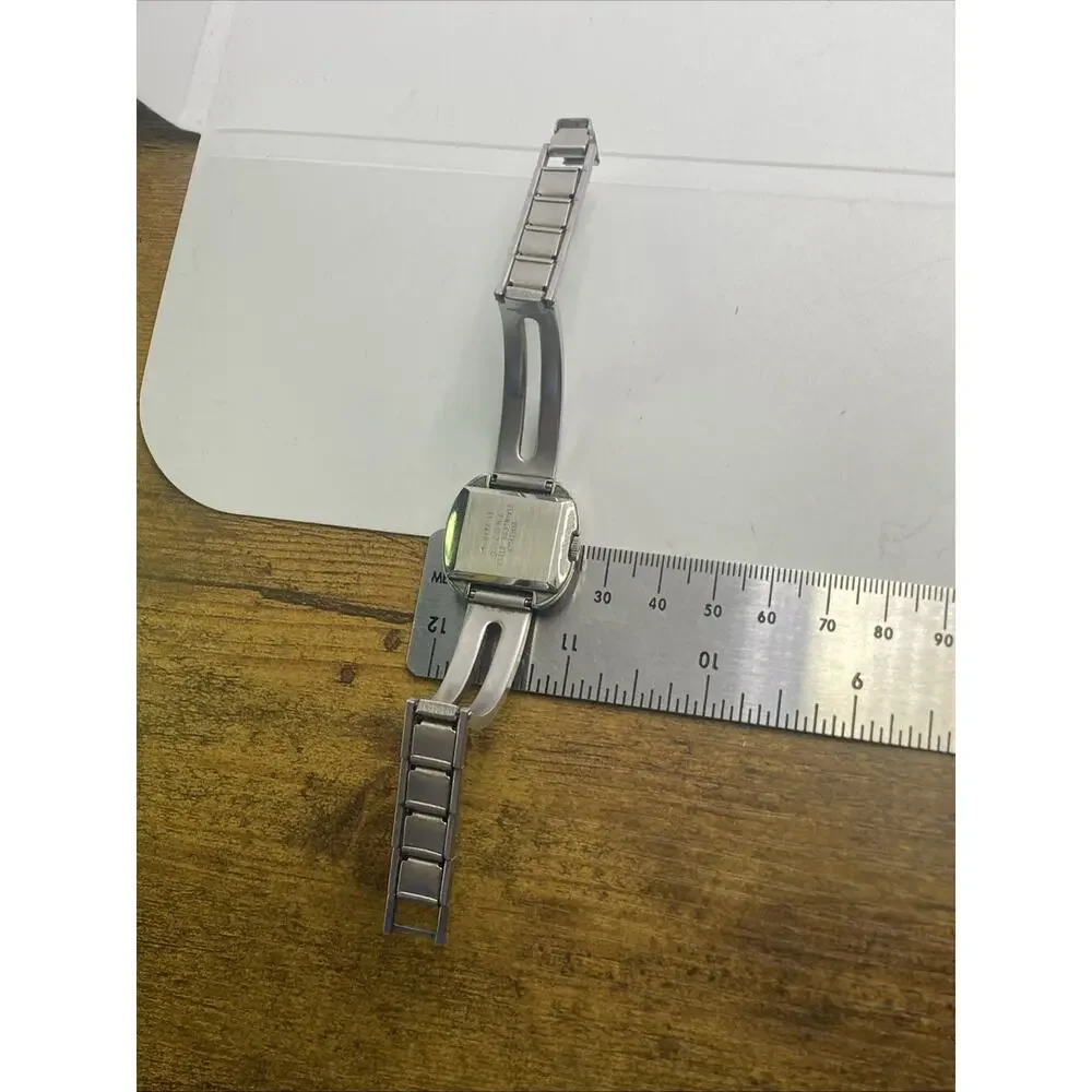 Vintage Seiko Womens Mechanical Wind Watch Works Running